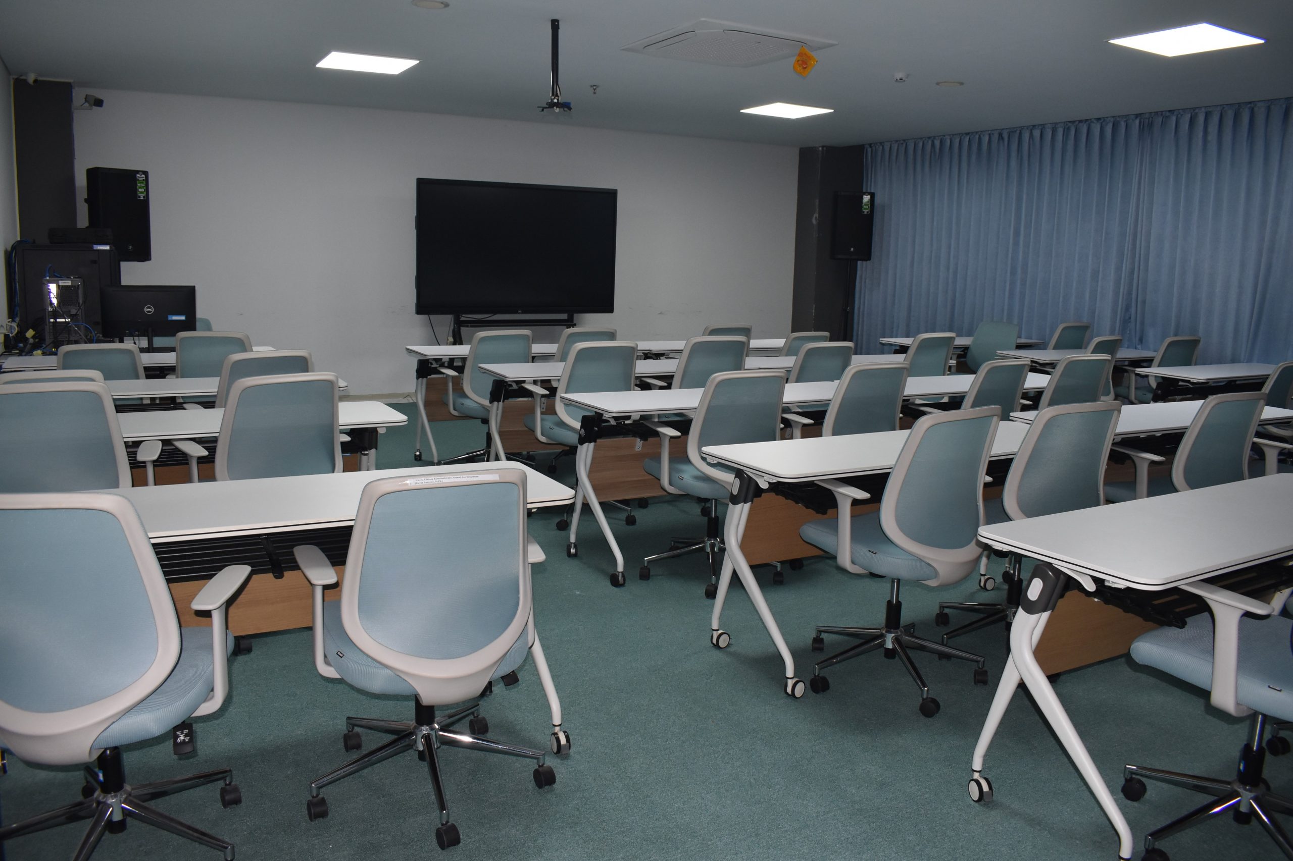 smartclassroom-scaled-1 ruang-Antenatal-Care-ANC